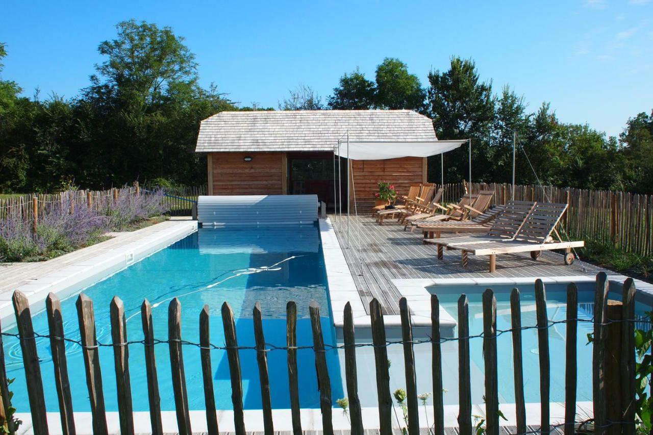 Bed and Breakfast Le Couvent De Neuviale Parisot  Экстерьер фото