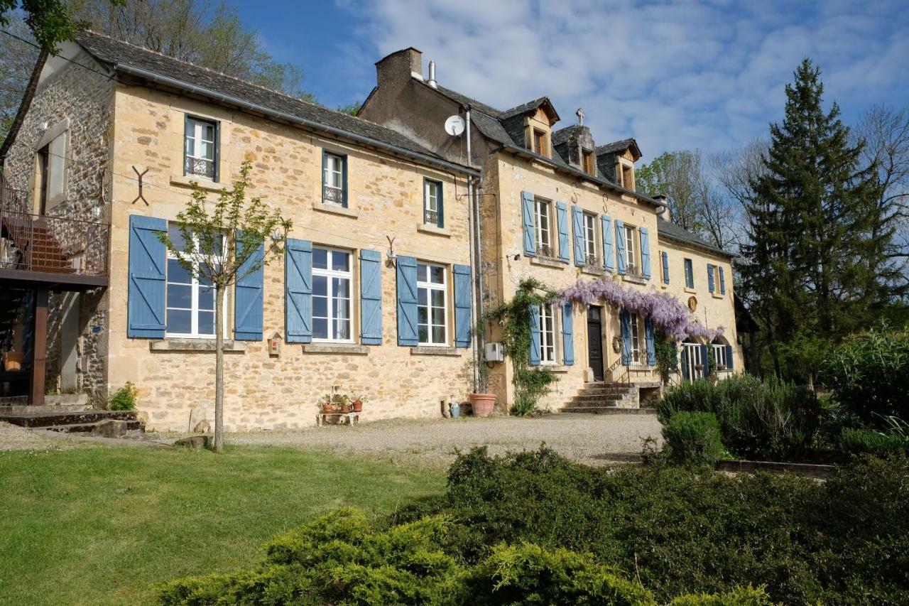 Bed and Breakfast Le Couvent De Neuviale Parisot  Экстерьер фото