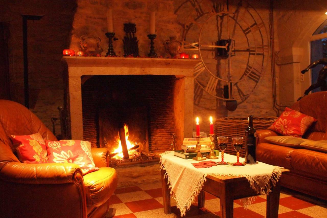 Bed and Breakfast Le Couvent De Neuviale Parisot  Экстерьер фото