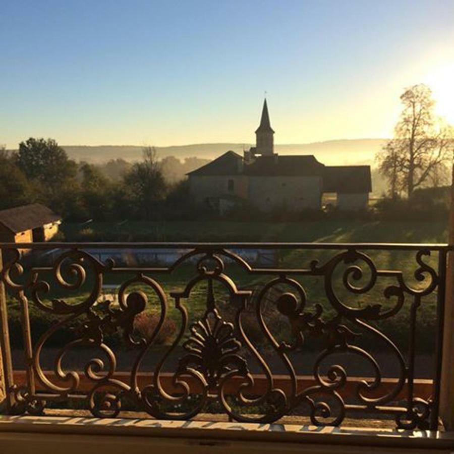 Bed and Breakfast Le Couvent De Neuviale Parisot  Экстерьер фото