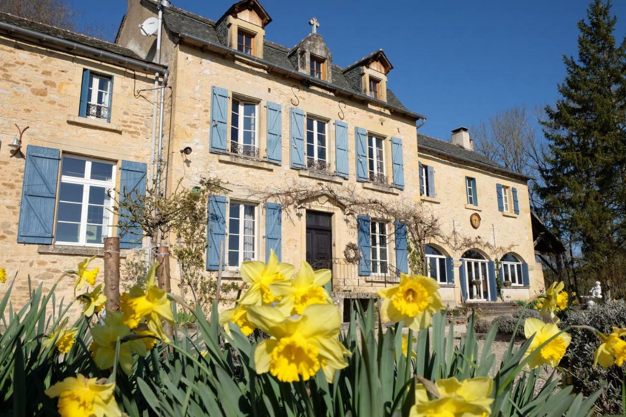 Bed and Breakfast Le Couvent De Neuviale Parisot  Экстерьер фото